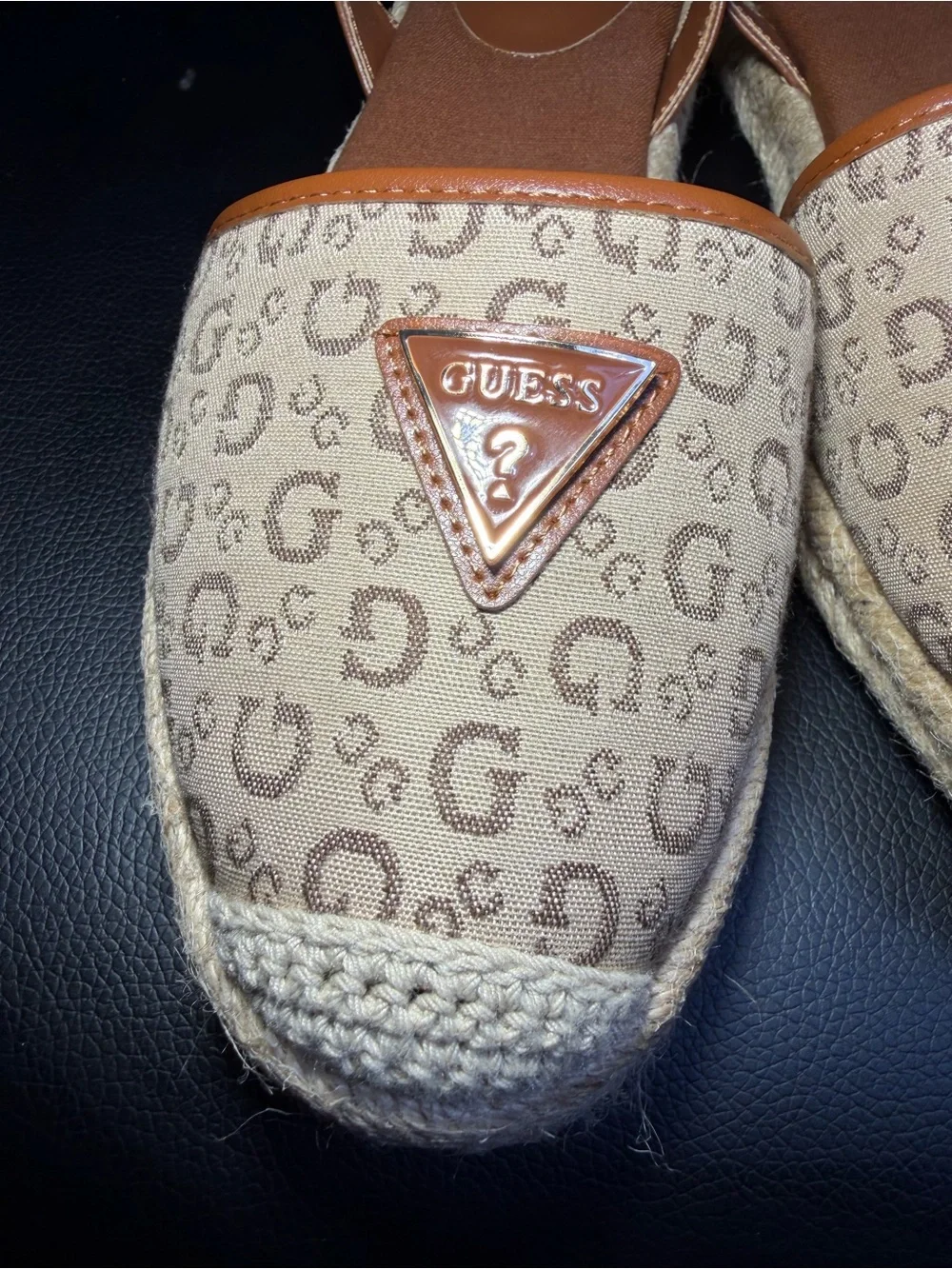 GUESS Tan Logo Espadrille Sandals with Ankle Strap Sz 10M box